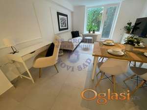 Dvosoban stan - centar grada - bez ulaganja!
