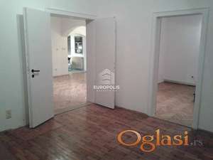 Stan u kući + parking mesto ID#7201