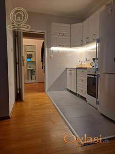 Izdavanje stanova Novi Sad – dvosoban stan Braće Ribnikar, Grbavica, odlična lokacija, 45m²