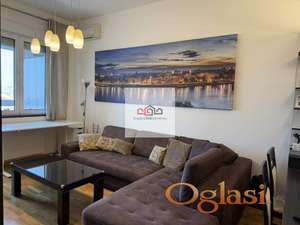 ALEKSANDAR ZGRADA TROSOBAN STAN 950 EURA PET FRIENDLY