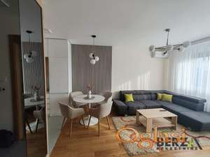 FANTASTIČAN DVOSOBAN STAN U ĆIRPANOVOJ