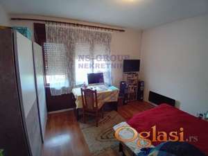 Porodična kuća u Rumi!