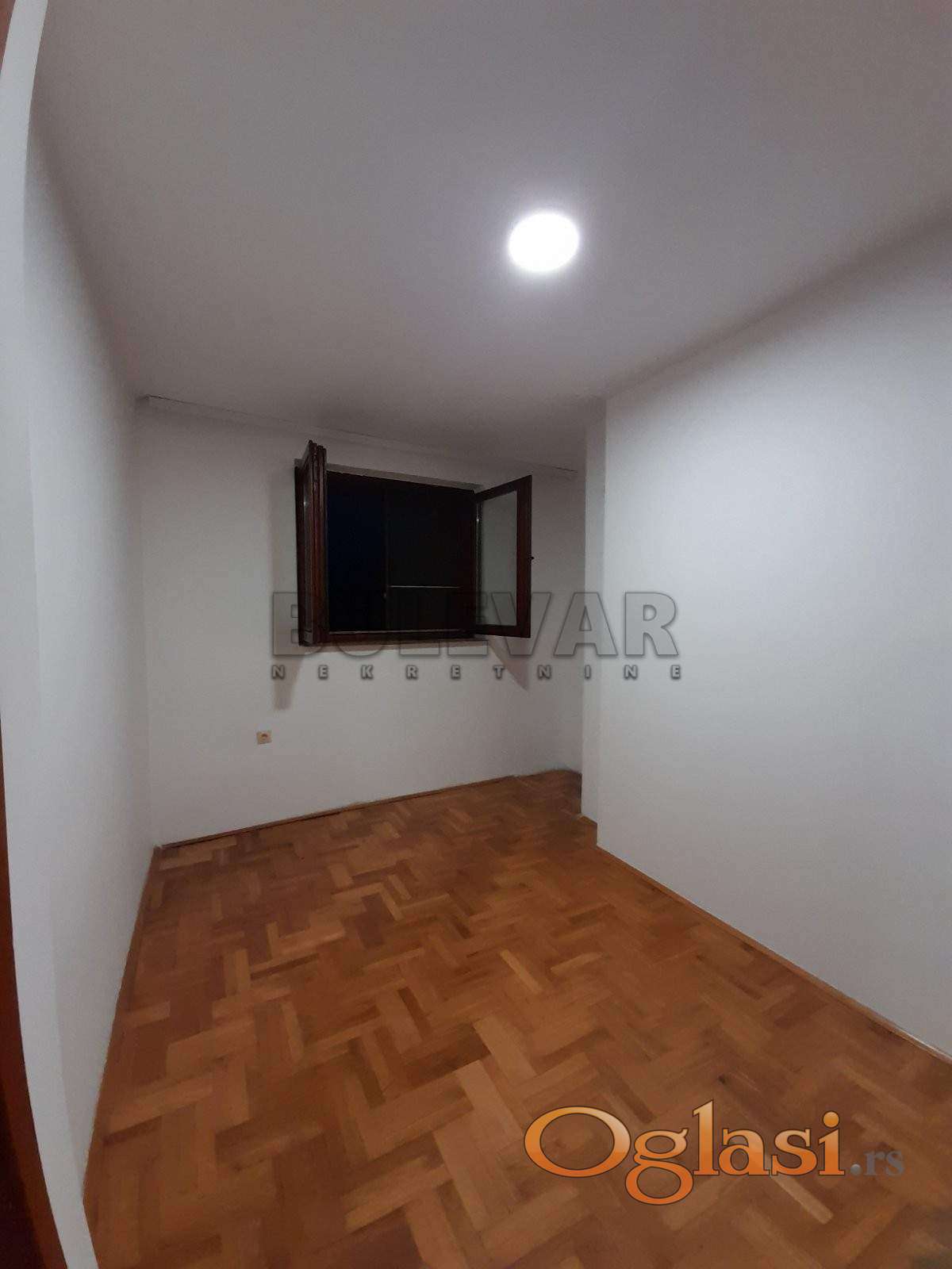 for rent unfurnished two-and-a-half-room apartment, 52m2 — photo