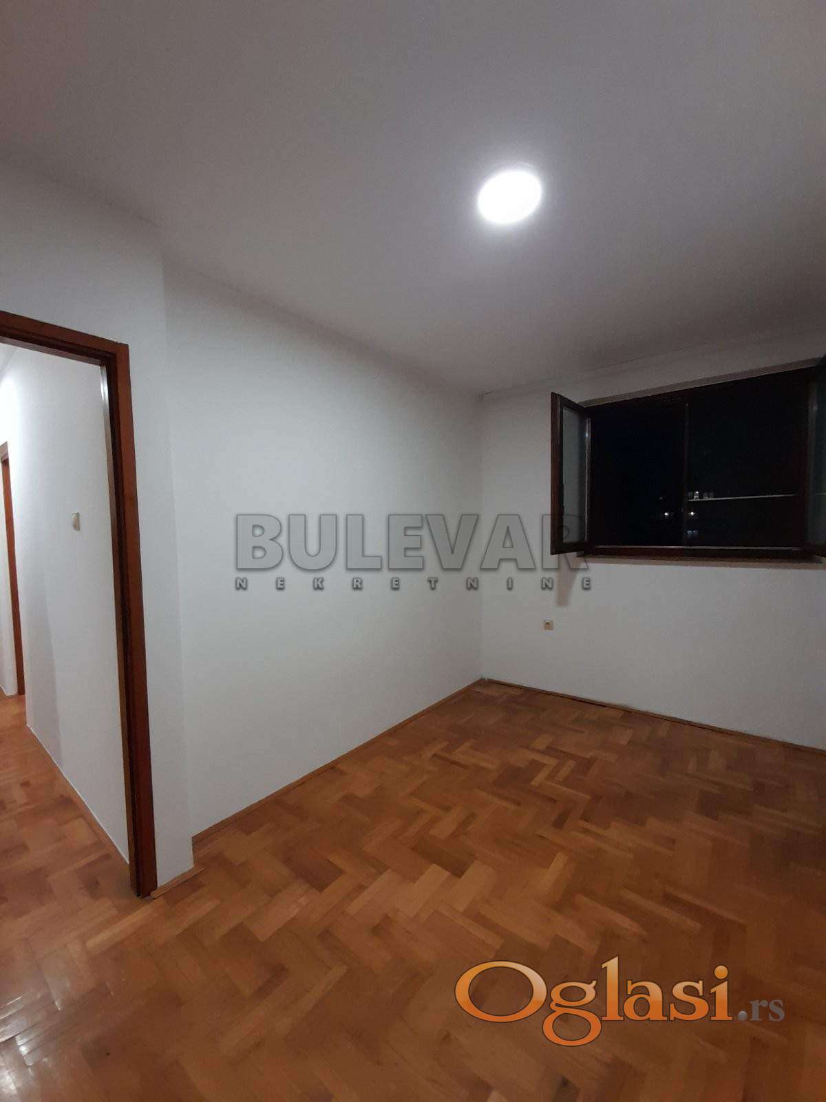 for rent unfurnished two-and-a-half-room apartment, 52m2 — photo