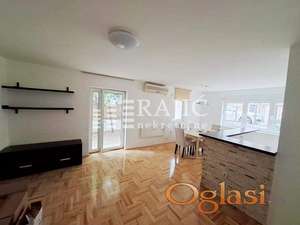 Zvezdara,Braće Todorovića,70m2,3.0+dvorište i parking #4355