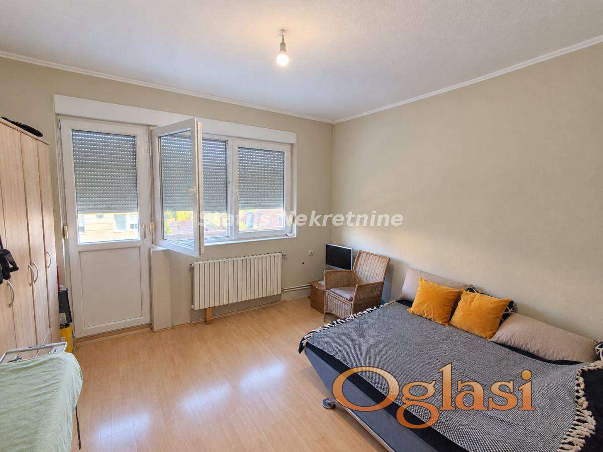 Футог — Семейный двухэтажный дом 150 m² с бассейном для отдыха — 065 385 8880 — фото