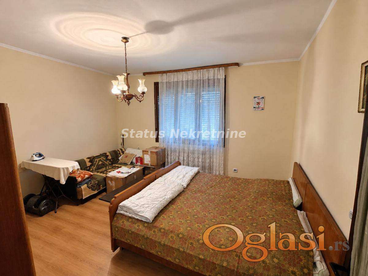 Футог — Семейный двухэтажный дом 150 m² с бассейном для отдыха — 065 385 8880 — фото