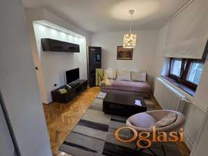 Izdaje se jednoiposoban stan – Grbavica, top lokacija