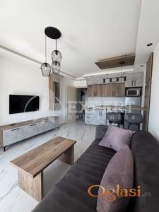 Izdaje se nova garsonjera na Panteleju, 34m2