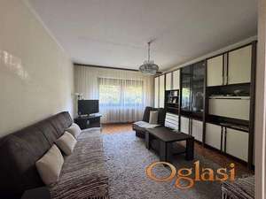 Trosoban stan na odličnoj lokaciji!
