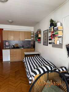 NAMESTENA GARSONJERA USELJIVA OD 01.05