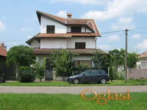 Smeštaj  200 m2  Ečka - Zrenjanin