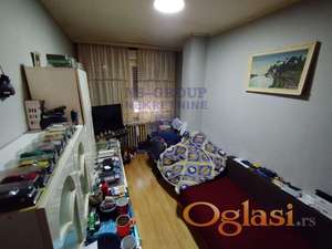 Odličan dvoiposoban stan na Limanu 3!