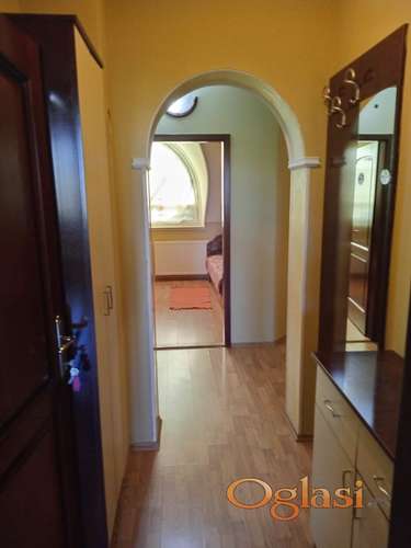 Fotografija stana 5 od 10