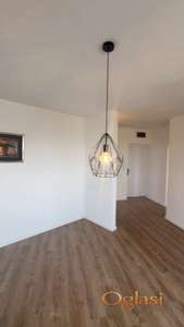 Dvosoban stan na prodaju, Mije Kovačevića 9