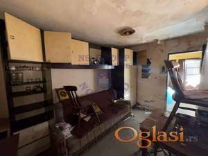 478552 Dvorisni stan, za ulaganje