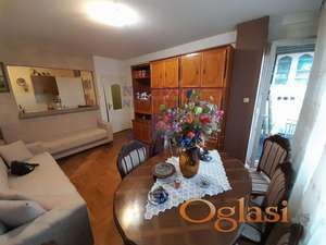 Dvosoban stan na Novoj Detelinari