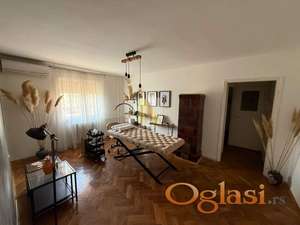 Odličan dvosoban stan - Futoški put