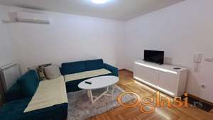 Socijalno, dvoiposoban, 61m2!