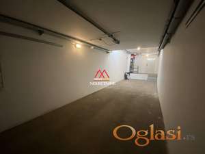 Prostrana Garaža - 36m2 - Grbavica
