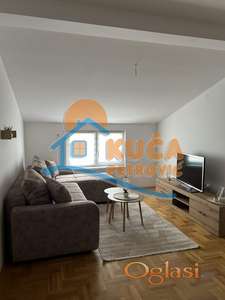 Izdaje se odličan dvoiposoban stan u centru Niša, 54m2