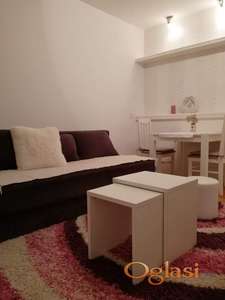 Odličan 1.5 stan pored fakulteta i Promenade