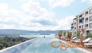 Jednosobni stanovi u novom kompleksu s bazenom u Tivtu – od 137.800 €