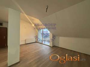 Trosoban stan na Sajmu 88m2