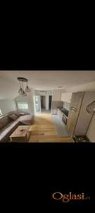 Izdajem stan na Grbavici Novi Sad