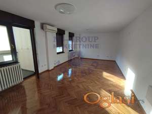 Komforan, dvorišno orijentisan dvosoban stan!