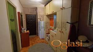 Centar, trosoban stan, 63 m2, II sprat