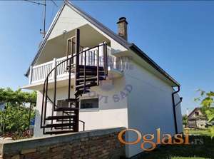 Prodaje se vikendica u Backoj Palanci