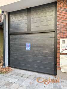 Garazno mesto Gunduliceva 4a