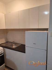 Garsonjera,300 e