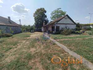 Ruševna kuća na Klisi