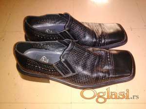 Muške kožne cipele broj 43/44 NOVE