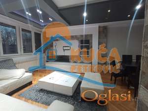 Izdaje se stan na Bulevaru Nemanjića