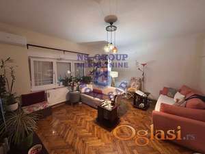 Na prodaju trosoban stan u centru Begeča