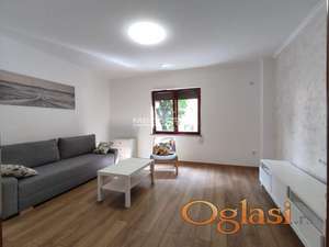 Slavujev venac, lux, renoviran