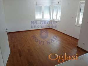 Dvosoban stan na Bulevaru Patrijarha Pavla, 50m2