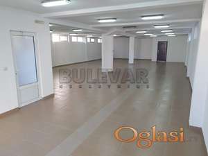 Prodaje se poslovni prostor na Vašarištu od 150m2