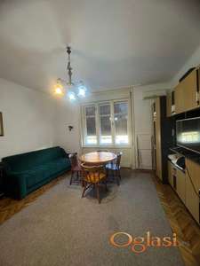 NAMESTEN DVOSOBAN STAN, PODBARA - CENTAR