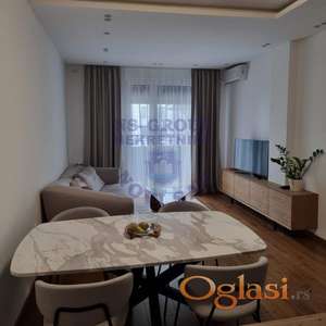 Retko u ponudi! Sjajan trosoban stan na Novoj Detelinari.