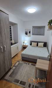 Izdajem namešten stan 40m2 u Subotici.