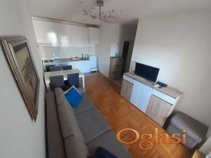 JEDNOIPOSOBAN STAN NA NOVOJ DETELINARI, NOV NAMESTAJ