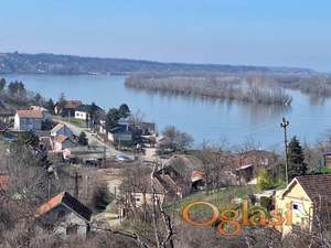 Odličan gradjevinski plac u Banoštoru 2106m2