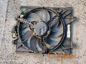 Fiat panda 3 ventilator motora 1.2 benzinac Originalni delovi  Moguca ugradnja delova  Alfa Romeo 147-156-166-159-GT-MiTo-Giulietta Fiat bravo 2 - croma -grande punto -multipla 2 -punto 3 -stilo-idea Freemont Panda 3 500L 500 500x Lancia ypsilon-delta-musa-lybra Volkswagen Golf 6  Audi a3 2012-2020 Volkswagen Passat B7  Ukoliko zelite da porucite Posaljite poruku preko sms poruke ili pozovite na telefon 0616115961