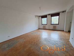 Trosoban stan na Detelinari ! Rumenačka