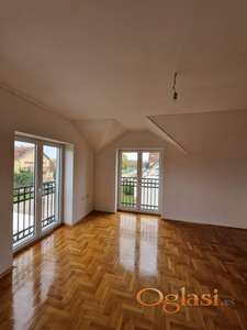 Vlasnik, NOV, 2soban, 53m2+garaža 16m2, u Čelarevu