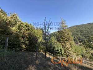 Prodaje se plac u Rakovcu 1406m2